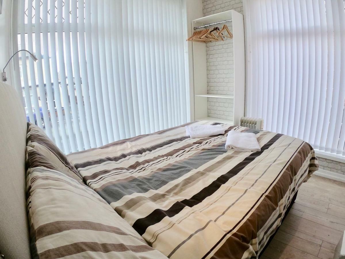 Empress Select Holiday Flats Blackpool Extérieur photo